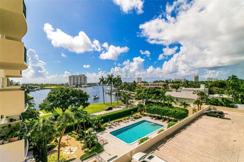 Condo in Fort Lauderdale, Florida, 1 bedroom  № 1178606 - photo 21