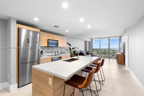 Copropriété à vendre à North Miami Beach, Floride: 2 chambres, 103.96 m2 № 1325429 - photo 3