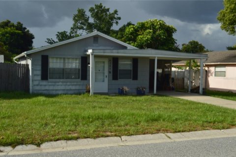 House in New Port Richey, Florida 2 bedrooms, 75.81 sq.m. № 1257593 - photo 28