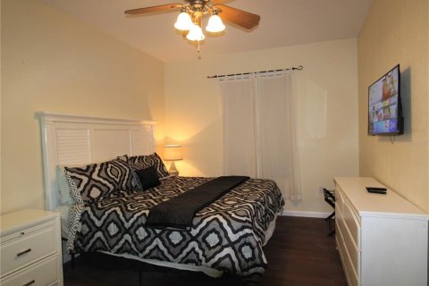 Condo in Kissimmee, Florida, 2 bedrooms  № 1297201 - photo 12