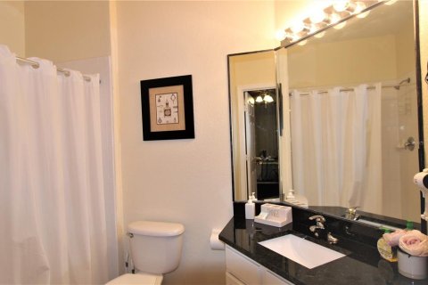 Condo in Kissimmee, Florida, 2 bedrooms  № 1297201 - photo 17