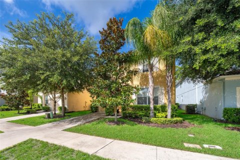 Villa ou maison à vendre à Kissimmee, Floride: 6 chambres, 305.74 m2 № 1297202 - photo 2