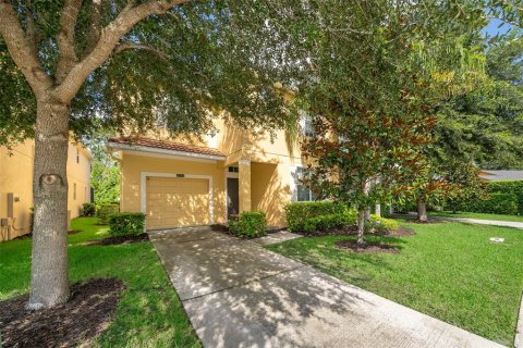 Villa ou maison à vendre à Kissimmee, Floride: 6 chambres, 305.74 m2 № 1297202 - photo 1