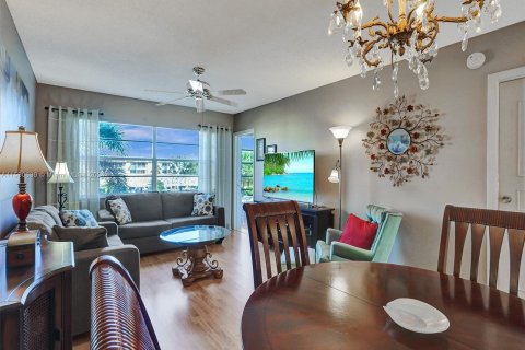 Condominio en venta en Lauderdale Lakes, Florida, 1 dormitorio, 63.55 m2 № 1000236 - foto 1