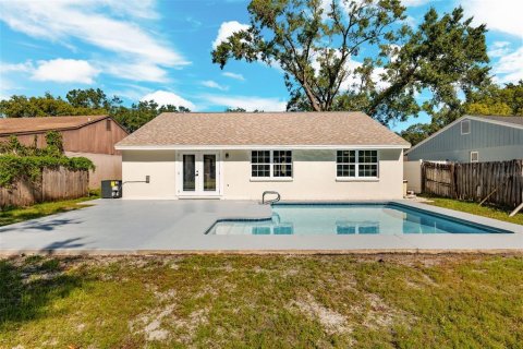 House in Tampa, Florida 4 bedrooms, 131.92 sq.m. № 1416195 - photo 26