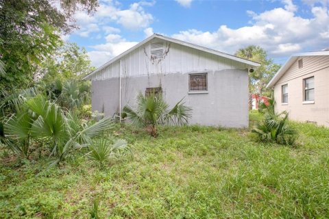 House in DeLand, Florida 3 bedrooms, 100.33 sq.m. № 222987 - photo 6