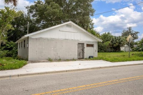 House in DeLand, Florida 3 bedrooms, 100.33 sq.m. № 222987 - photo 3