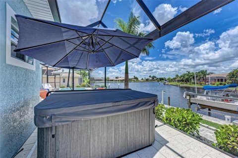 Villa ou maison à vendre à Punta Gorda, Floride: 3 chambres, 232.26 m2 № 220135 - photo 28