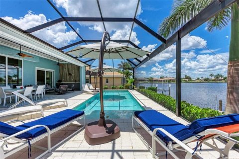 Villa ou maison à vendre à Punta Gorda, Floride: 3 chambres, 232.26 m2 № 220135 - photo 27