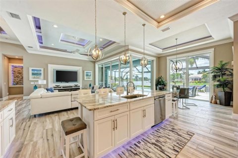 Villa ou maison à vendre à Punta Gorda, Floride: 3 chambres, 232.26 m2 № 220135 - photo 13