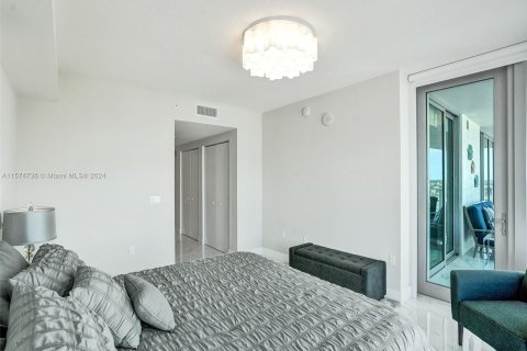 Condominio en venta en Sunny Isles Beach, Florida, 3 dormitorios, 175.77 m2 № 1138939 - foto 14