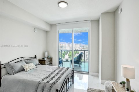 Condo in Sunny Isles Beach, Florida, 3 bedrooms  № 1138939 - photo 25