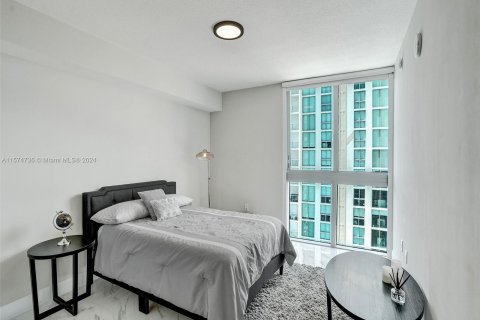 Condo in Sunny Isles Beach, Florida, 3 bedrooms  № 1138939 - photo 21