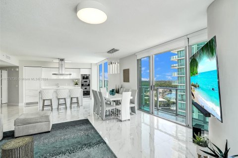 Condominio en venta en Sunny Isles Beach, Florida, 3 dormitorios, 175.77 m2 № 1138939 - foto 5