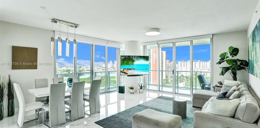 Condo à Sunny Isles Beach, Floride, 3 chambres  № 1138939