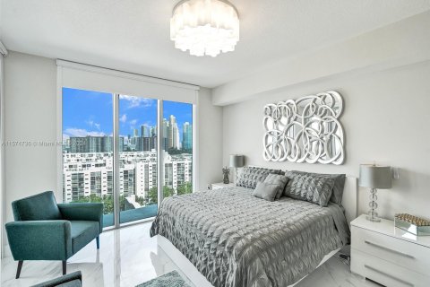 Copropriété à vendre à Sunny Isles Beach, Floride: 3 chambres, 175.77 m2 № 1138939 - photo 12