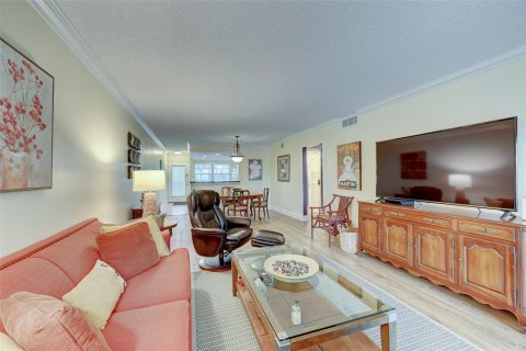 Condo in Coconut Creek, Florida, 2 bedrooms  № 1139171 - photo 21