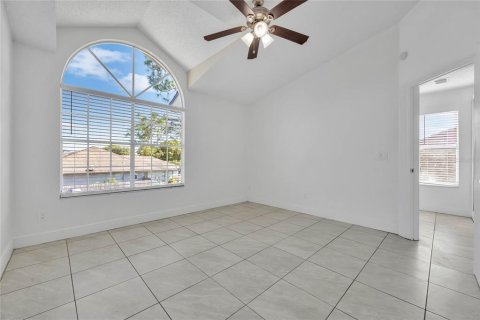 Duplex à vendre à Orlando, Floride: 3 chambres, 124.21 m2 № 1426980 - photo 15