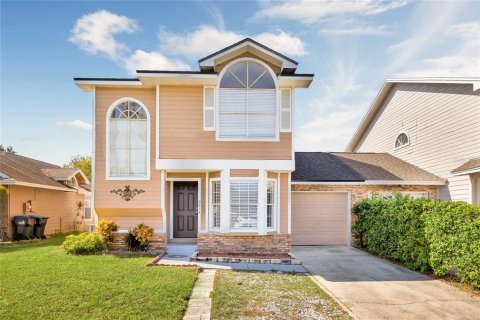 Dúplex en venta en Orlando, Florida, 3 dormitorios, 124.21 m2 № 1426980 - foto 1