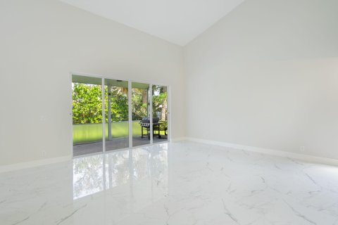 Casa en venta en Palm Beach Gardens, Florida, 6 dormitorios, 301.1 m2 № 987282 - foto 19