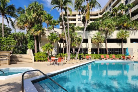 Condominio en venta en Key Biscayne, Florida, 2 dormitorios, 133.31 m2 № 1333225 - foto 19