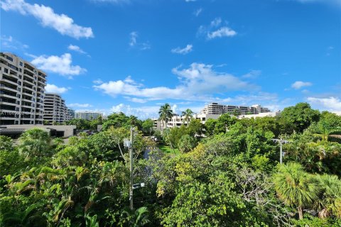 Condo in Key Biscayne, Florida, 2 bedrooms  № 1333225 - photo 14