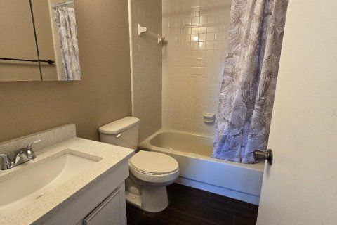 Condo in Tampa, Florida, 2 bedrooms  № 1334425 - photo 11