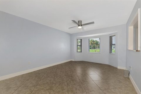 House in Port Charlotte, Florida 3 bedrooms, 215.35 sq.m. № 1409782 - photo 27