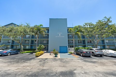 Condo in Pembroke Pines, Florida, 2 bedrooms  № 1206178 - photo 28