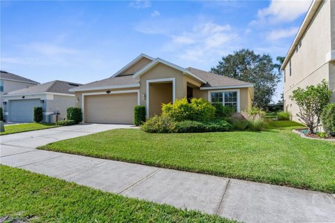 House in Tampa, Florida 4 bedrooms, 174.66 sq.m. № 1429462 - photo 1