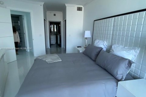 Condo in Miami Beach, Florida, 1 bedroom  № 986839 - photo 9