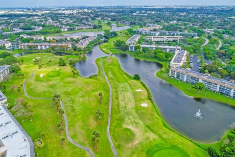 Copropriété à vendre à Coconut Creek, Floride: 2 chambres, 107.77 m2 № 1155421 - photo 3