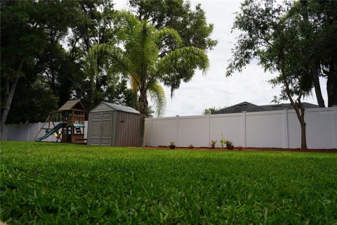 House in DeLand, Florida 4 bedrooms, 278.71 sq.m. № 1307438 - photo 14