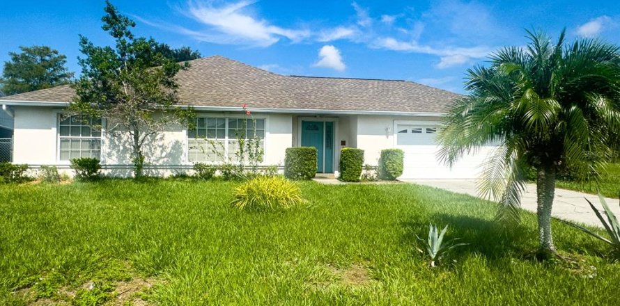 Casa en Kissimmee, Florida 3 dormitorios, 135.82 m2 № 1350266