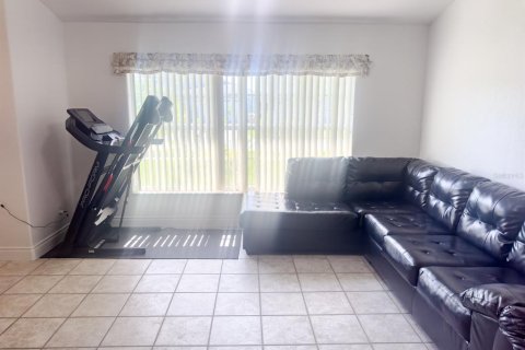 Casa en venta en Kissimmee, Florida, 3 dormitorios, 135.82 m2 № 1350266 - foto 9