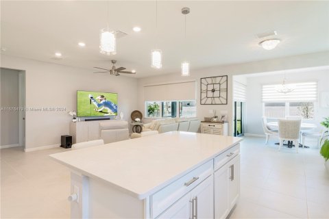 Casa en venta en Port St. Lucie, Florida, 2 dormitorios, 172.43 m2 № 1146398 - foto 8