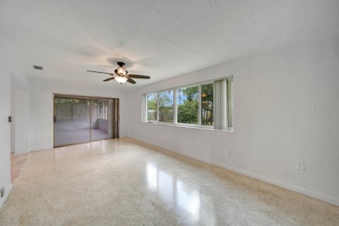 Villa ou maison à vendre à Pembroke Pines, Floride: 3 chambres, 146.6 m2 № 1151641 - photo 20