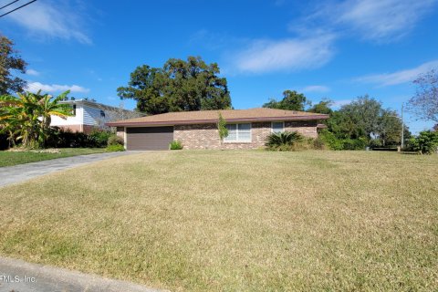 Villa ou maison à louer à Jacksonville, Floride: 3 chambres, 157.66 m2 № 838933 - photo 3