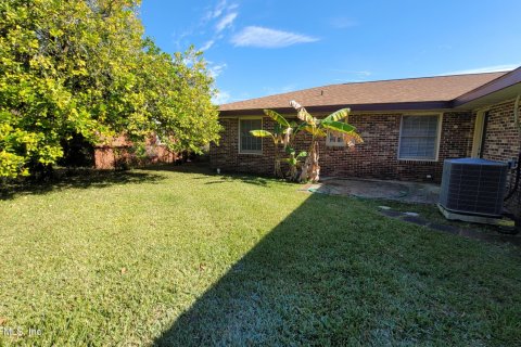 Villa ou maison à louer à Jacksonville, Floride: 3 chambres, 157.66 m2 № 838933 - photo 19