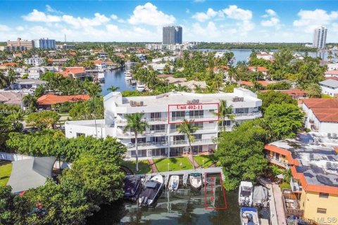 Copropriété à vendre à North Miami Beach, Floride: 3 chambres, 117.99 m2 № 1370727 - photo 26