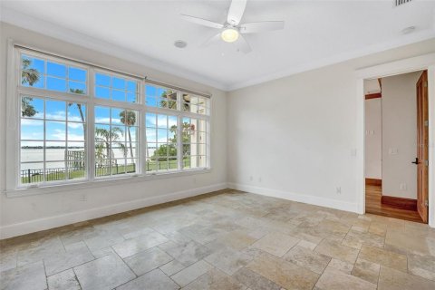 Villa ou maison à vendre à Merrit Island, Floride: 5 chambres, 379.88 m2 № 966455 - photo 24