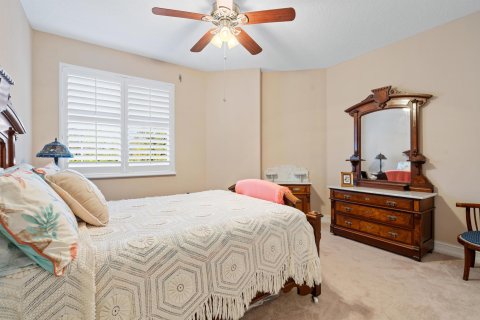 Copropriété à vendre à Hutchinson Island South, Floride: 3 chambres, 236.06 m2 № 714339 - photo 20