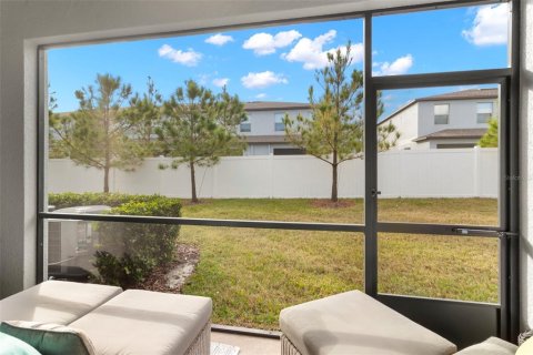Townhouse in Tampa, Florida 2 bedrooms, 143.81 sq.m. № 884943 - photo 11
