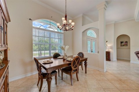 Villa ou maison à vendre à North Port, Floride: 4 chambres, 233.46 m2 № 1157916 - photo 8