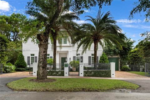 Casa en venta en Coral Gables, Florida, 4 dormitorios, 305.46 m2 № 782122 - foto 2