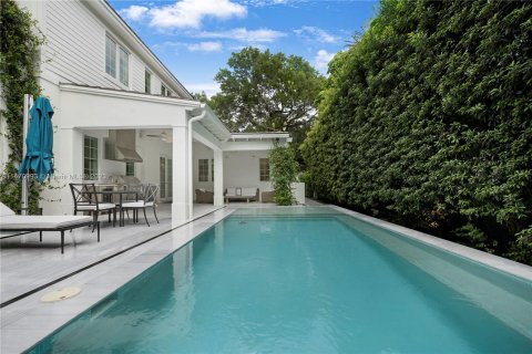 Casa en venta en Coral Gables, Florida, 4 dormitorios, 305.46 m2 № 782122 - foto 30