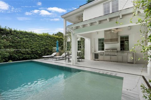 Casa en venta en Coral Gables, Florida, 4 dormitorios, 305.46 m2 № 782122 - foto 28