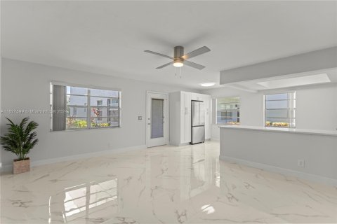 Copropriété à vendre à Delray Beach, Floride: 2 chambres, 85.47 m2 № 1281865 - photo 7