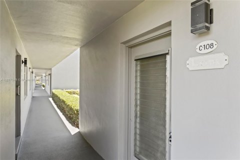 Copropriété à vendre à Delray Beach, Floride: 2 chambres, 85.47 m2 № 1281865 - photo 4