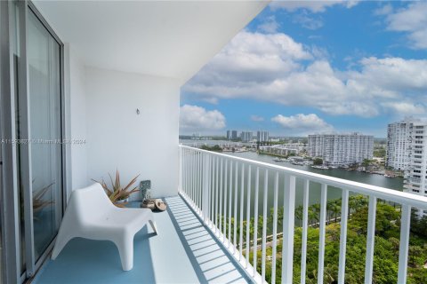 Copropriété à vendre à Aventura, Floride: 1 chambre, 99.03 m2 № 1186148 - photo 20